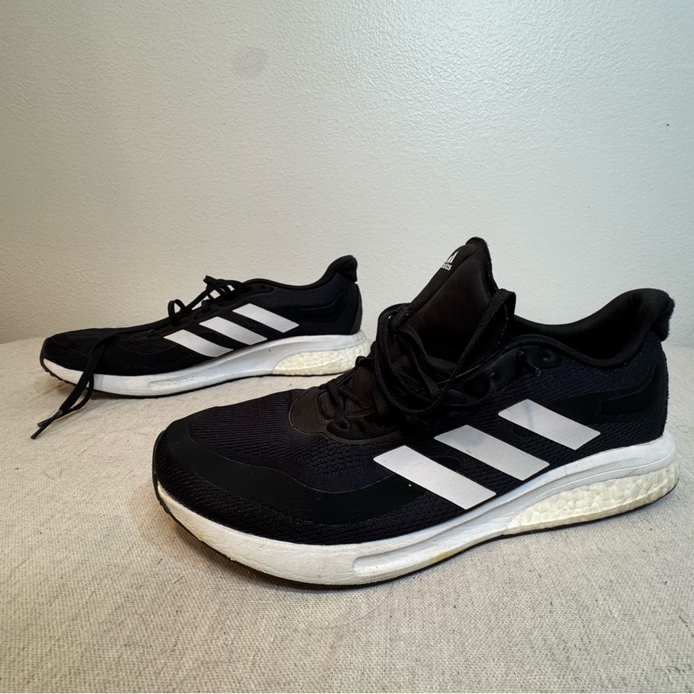 Adidas Men's Black Running Shoes Supernova